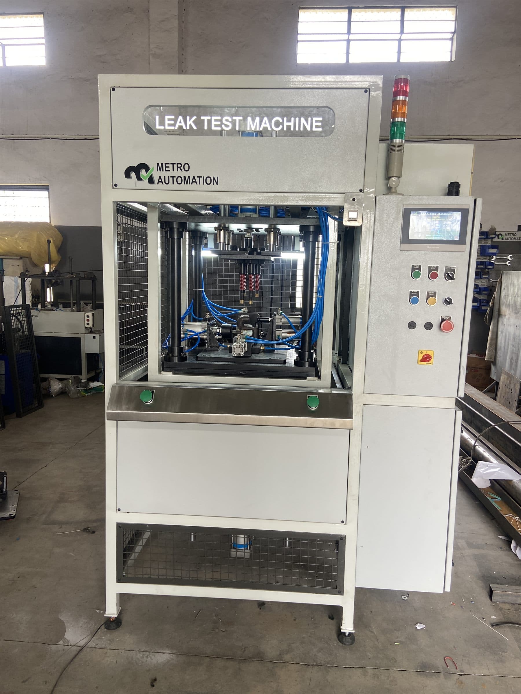 Leak test machine